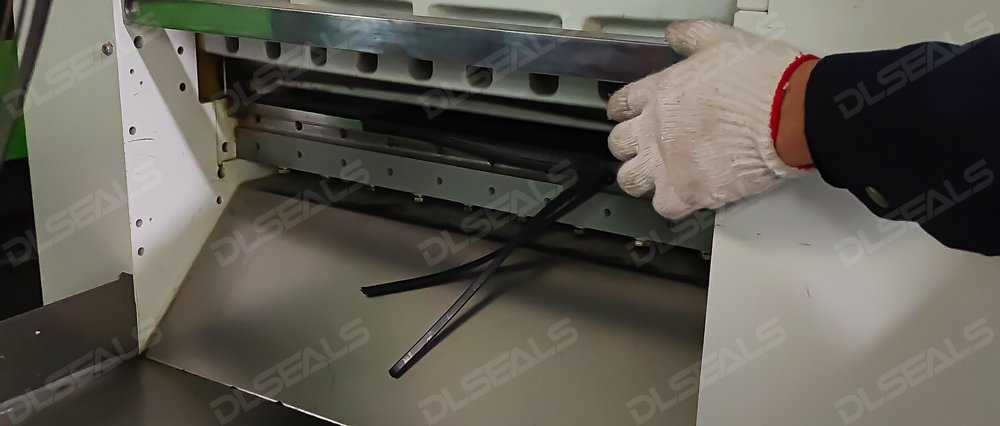 橡膠切條預處理